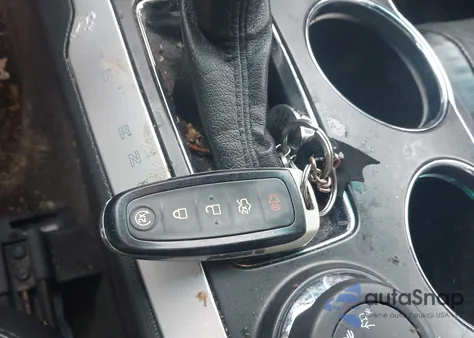 2011 Ford Explorer Limited z USA, uszkodzony, nr VIN 1FMHK8F82BGA02220